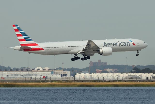 BOEING 777-300 (N720AN) - AA 101 from London landing on 4L