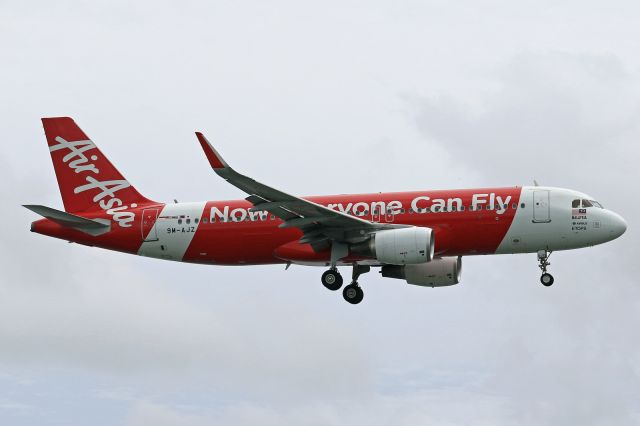 Airbus A320 (9M-AJZ)