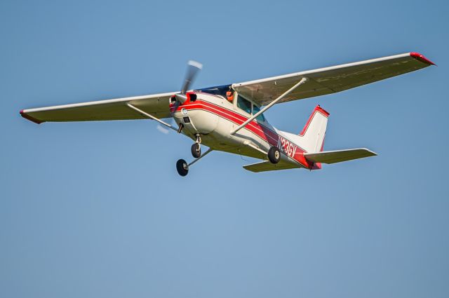 Cessna Skyhawk (N23GV)
