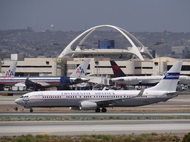 Boeing 737-900 (N75436) - Old Continental Airlines Retro scheme