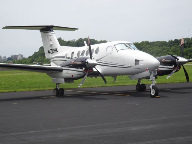 Beechcraft Super King Air 200 (N200HK)