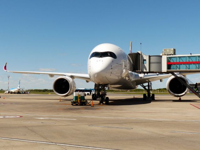 Airbus A350-900 (EC-MXV)