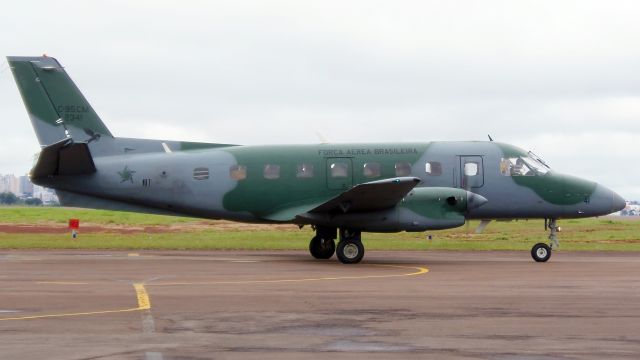 Embraer EMB-110 Bandeirante (FAB2341)