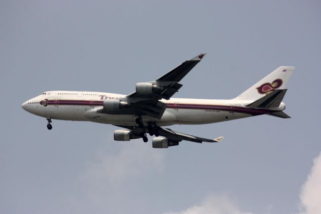 Boeing 747-400 (HS-TGY)