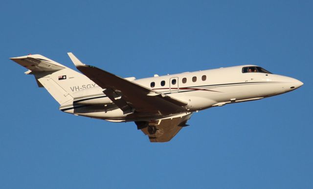 Hawker 800 (VH-SGY) - Departing Longreach on the 20th June 2019 for Brisbane