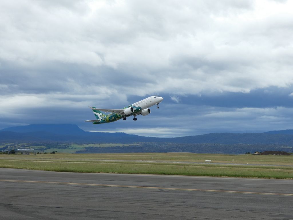 VH-X4A —