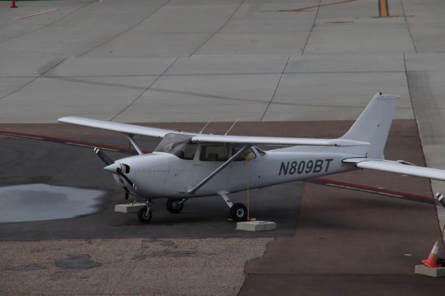 Cessna Skyhawk (N809BT) - This is a photo from the top of Beta Technologies' Charging Pad at Burlington.