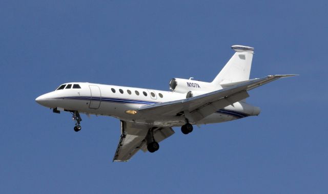 Dassault Falcon 50 (N107A) - 1988 Dassault-Brequet Falcon 50.