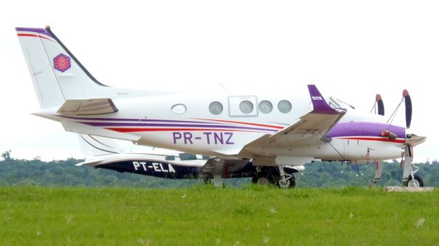 Beechcraft King Air 90 (PR-TNZ)