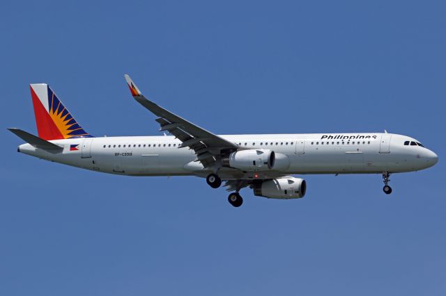 Airbus A321 (RP-C9918)