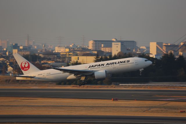 Boeing 777-200 (JA010D)