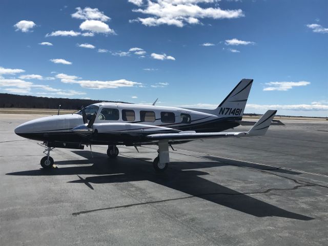 Piper Navajo (N71481)