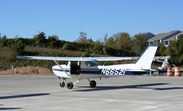 Cessna Skyhawk (N66521)