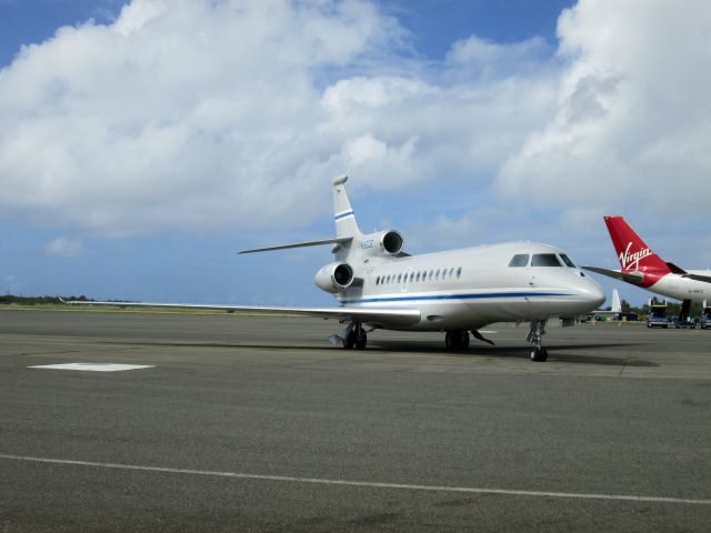 Dassault Falcon 7X (N786CS)