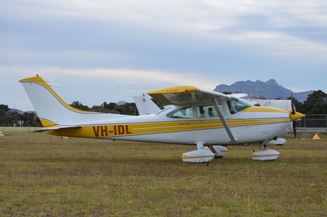 Cessna Skylane (VH-IDL) - Skylane VH-IDL at Flinders , Oct 2016