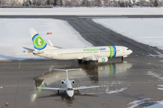 Boeing 737-800 (PH-HZN)