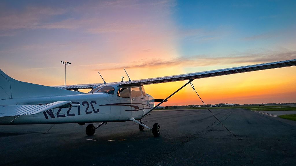 Cessna Skyhawk (N2272C)