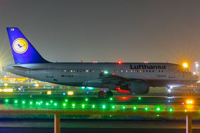 Airbus A319 (D-AILM) - second nighttime