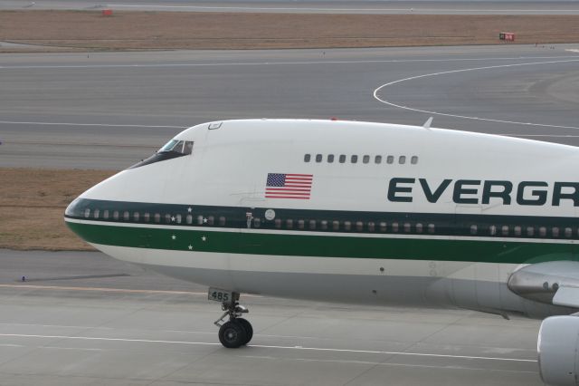 Boeing 747-200 (N485EV)