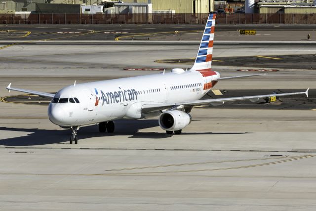 Airbus A321 (N982VJ)