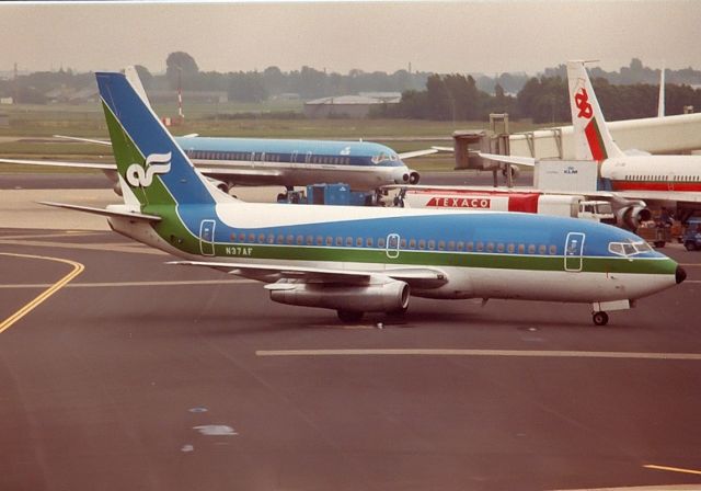 Boeing 737-200 (N37AF) - Air Florida B737-2Q9 cn21720 Archief jul-82