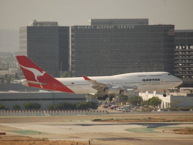 Boeing 747-400 (VH-OJL)