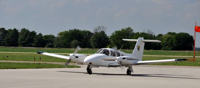 Piper PA-44 Seminole (N158WU) - Western Michigan University College of Aviation Piper Seminole on a cross country flight.