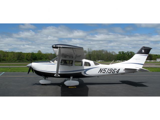 Cessna 206 Stationair (N51964) - Turbo charged. Garmin 1000.