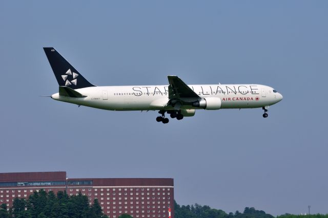 BOEING 767-300 (C-FMWY) - 2012/7/27