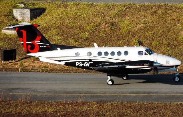 Beechcraft Super King Air 200 (PS-AVT)