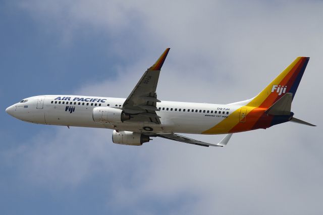 Boeing 737-800 (DQ-FJH)