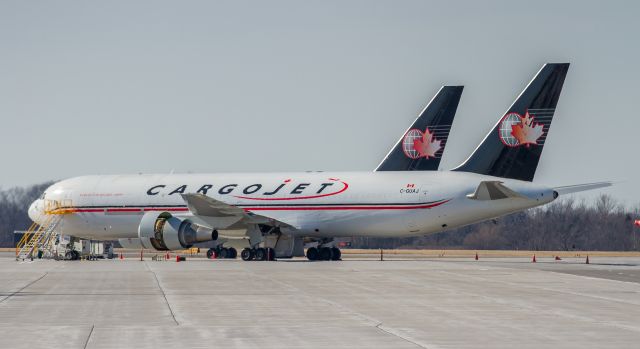 BOEING 767-300 (C-GUAJ)