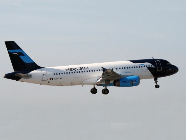 Airbus A320 (N292MX) - An FAA registered A320 of mexicana.