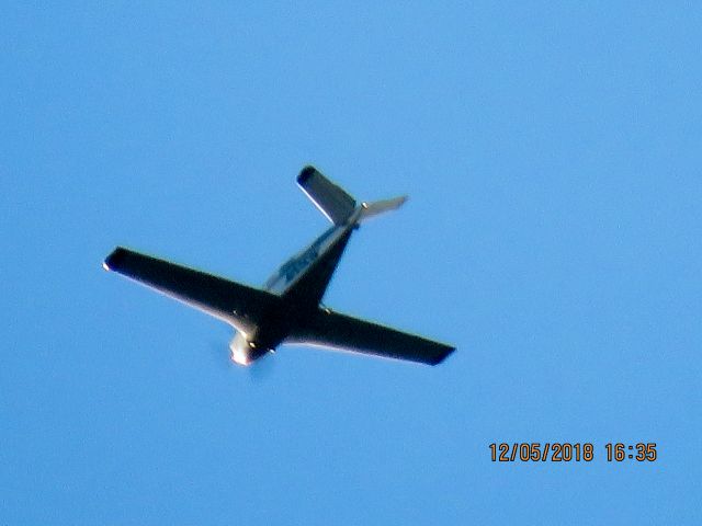 Beechcraft 35 Bonanza (N2053W)