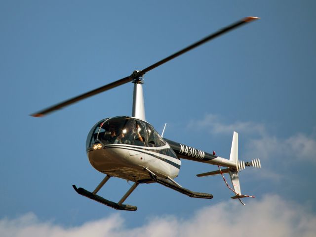 Robinson R-44 (N430JM)