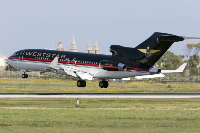 Boeing 727-100 (N800AK)