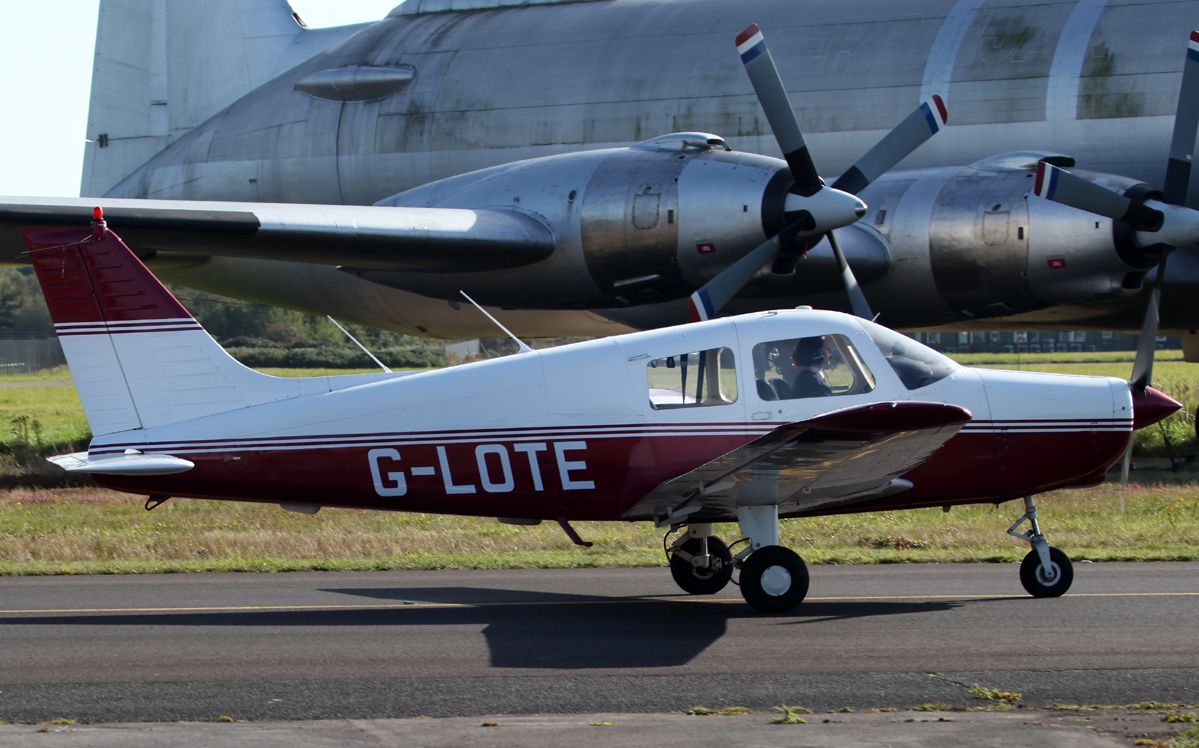 Piper Cherokee (G-LOTE) - Piper PA-28-161