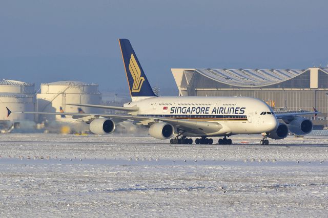 Airbus A380-800 (9V-SKL)