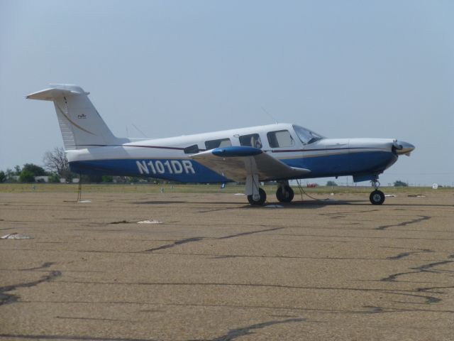 Piper Saratoga (N101DR)