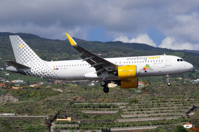 Airbus A320neo (EC-NFH)