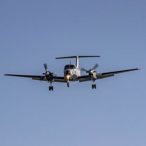 Beechcraft Super King Air 200 (N501)