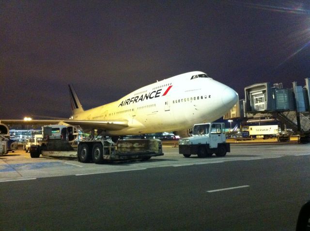 Boeing 747-400 (F-GEXB)