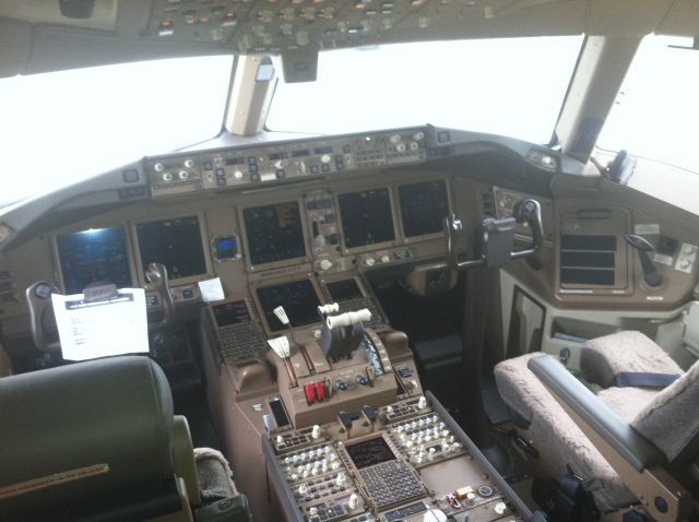 BOEING 777-300ER (N720AN) - new American Airlines 777-300ER cockpit