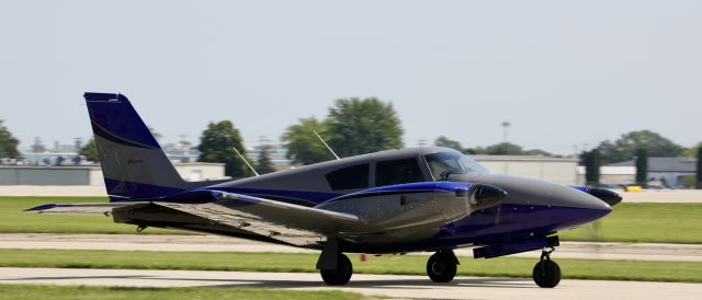 Piper PA-30 Twin Comanche (N269Y) - On flightline