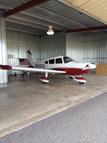 Piper Cherokee (N24372)