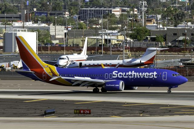 Boeing 737 MAX 8 (N8835Q)