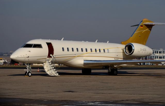 Bombardier Global 5000 (D-ACDE)