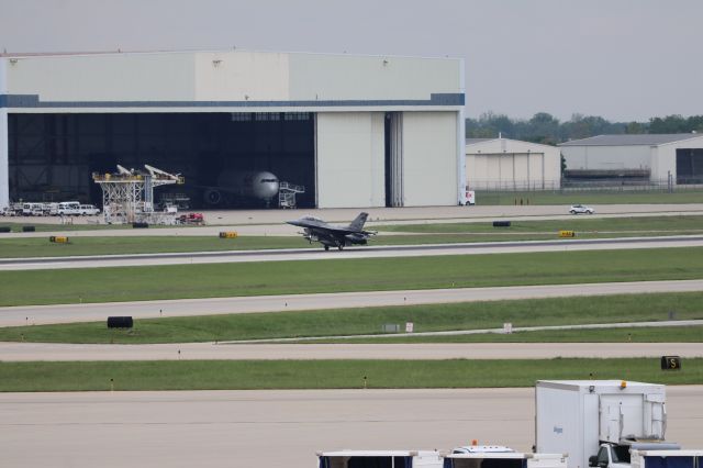 Lockheed F-16 Fighting Falcon (N89174) - Trio of F16s arriving for Indy 500 flyover practice.