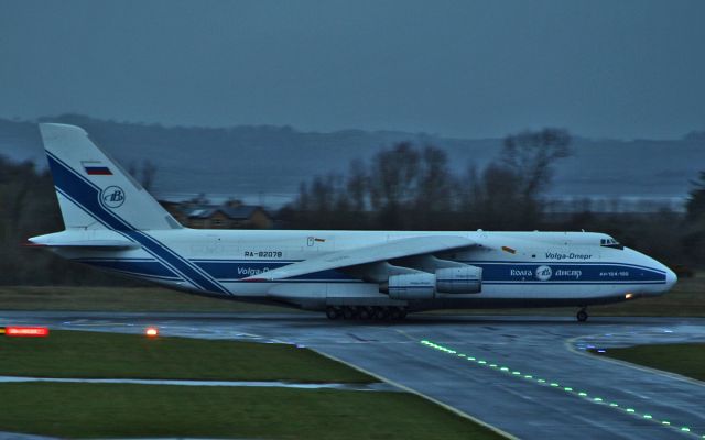 Antonov An-124 Ruslan (RA-82078) - volga-dnepr an-124-100 ra-82078 back tracking the runway at shannon after landing 24/2/15.