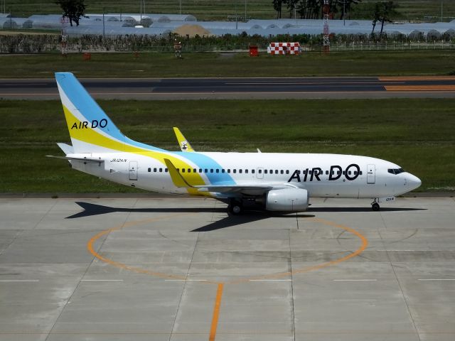 Boeing 737-700 (JA12AN)